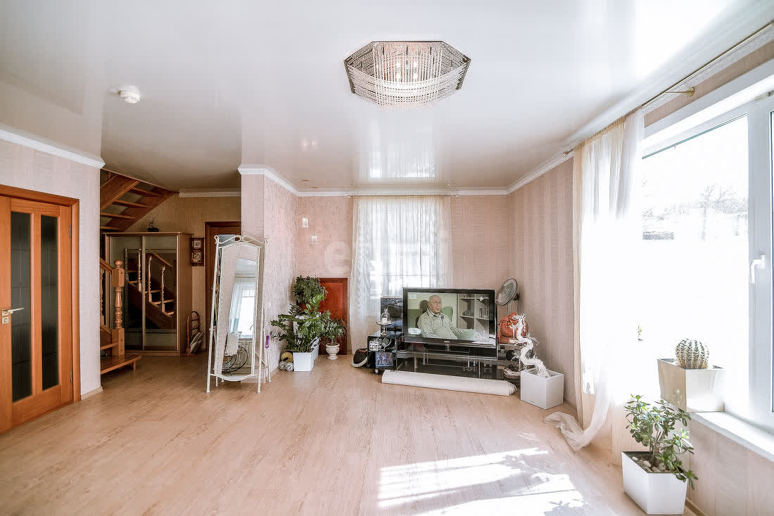 Продажа дома, 140м <sup>2</sup>, 6 сот., Южно-Сахалинск, Сахалинская область,  Южно-Сахалинск