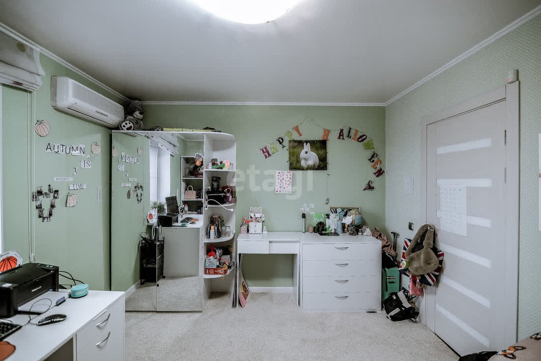 Продажа 3-комнатной квартиры, Южно-Сахалинск, Сахалинская область,  Южно-Сахалинск