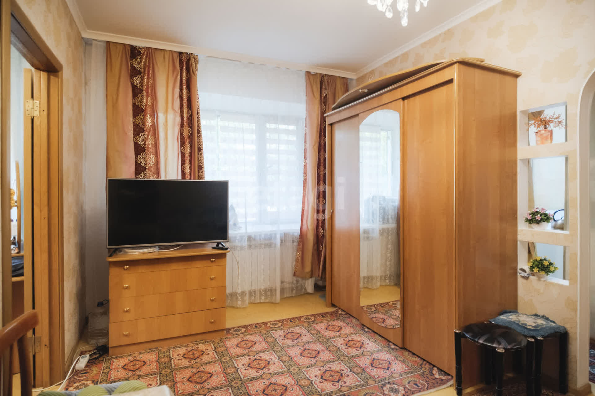 Продажа 2-комнатной квартиры, Комсомольск-на-Амуре, Октябрьский пр-т,  30