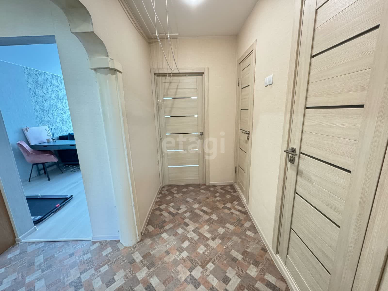 Продажа 3-комнатной квартиры, Южно-Сахалинск, Сахалинская область,  Южно-Сахалинск