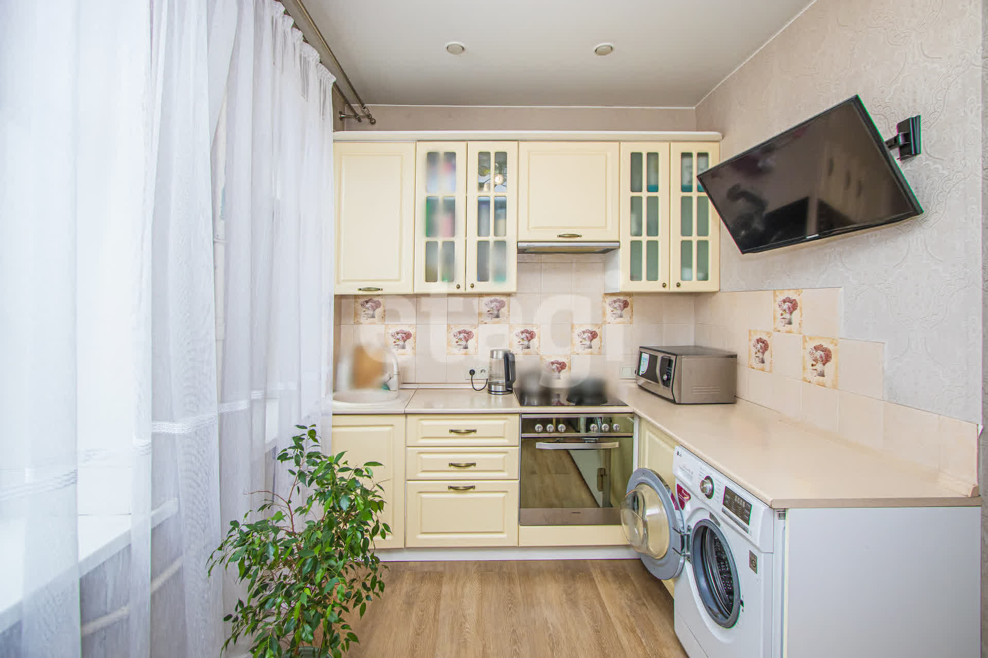 Продажа 3-комнатной квартиры, Улан-Удэ, Республика Бурятия,  Улан-Удэ