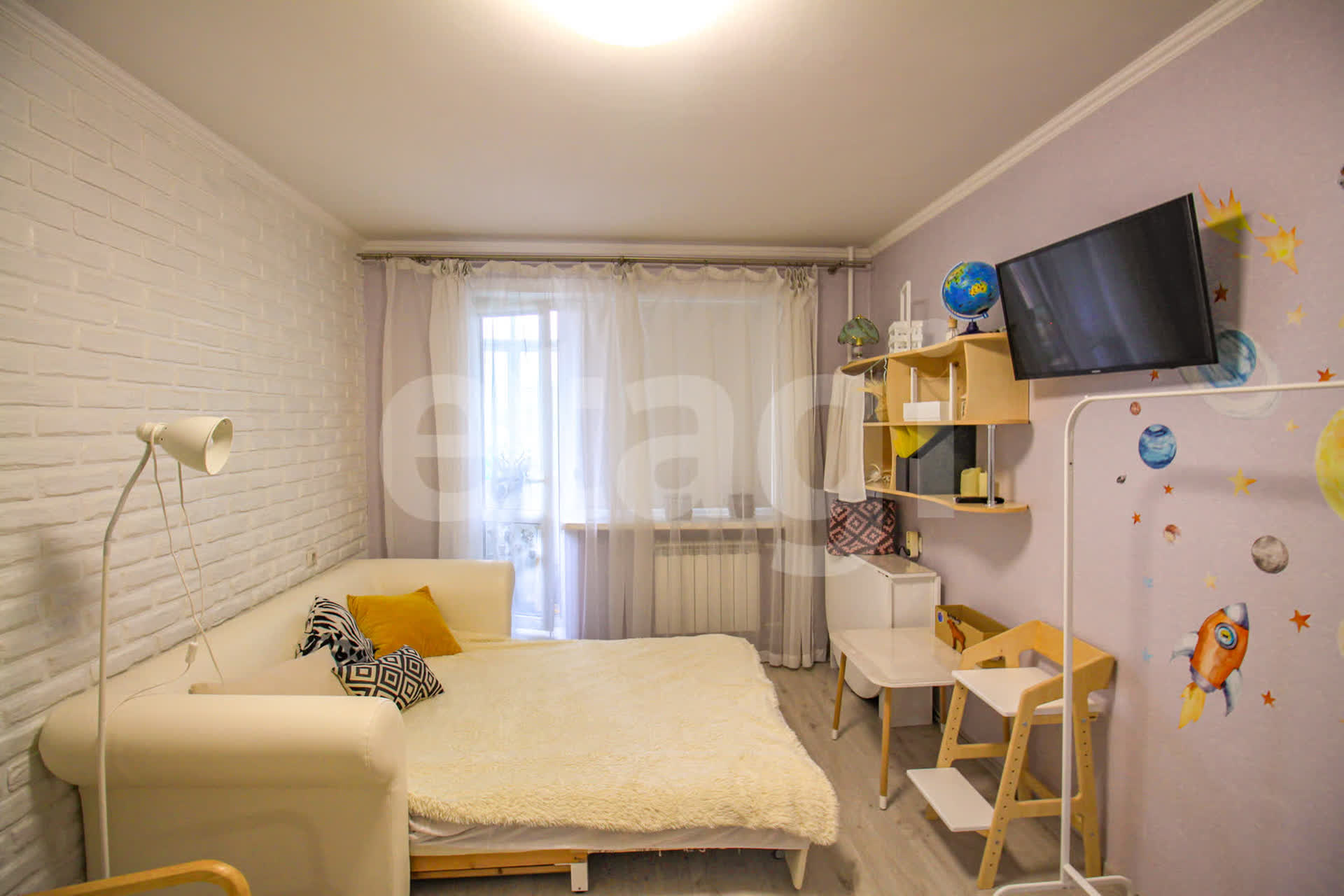 Продажа 2-комнатной квартиры, Южно-Сахалинск, Сахалинская область,  Южно-Сахалинск