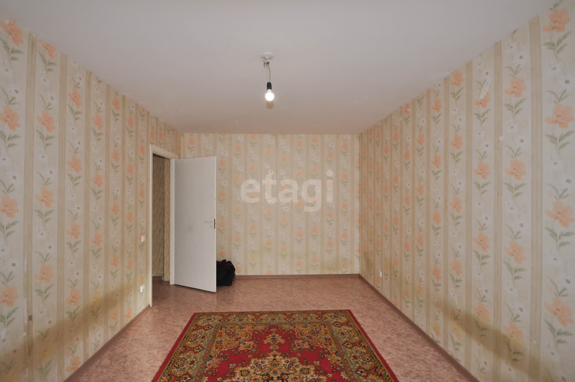 Продажа 2-комнатной квартиры, Южно-Сахалинск, Сахалинская область,  Южно-Сахалинск