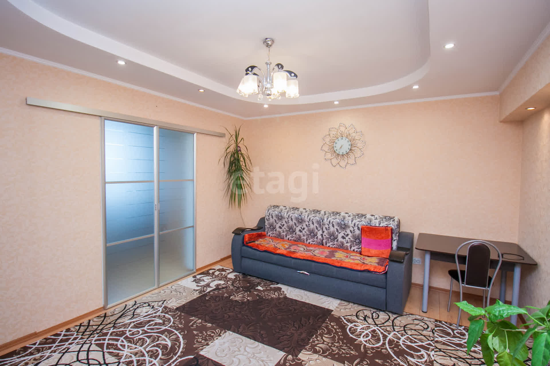 Продажа 2-комнатной квартиры, Южно-Сахалинск, Сахалинская область,  Южно-Сахалинск