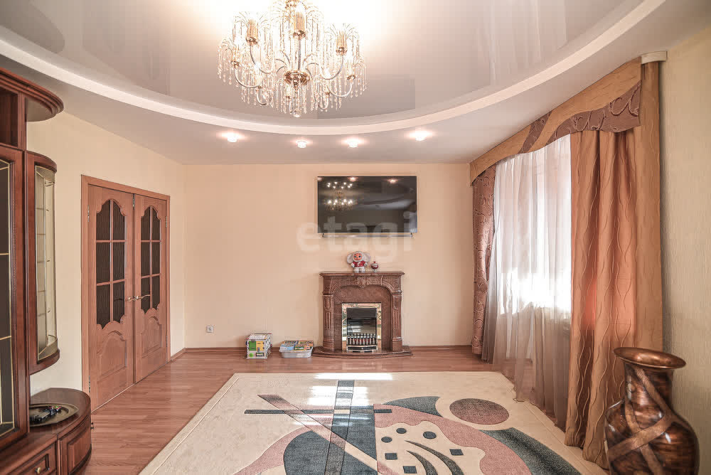 Аренда 3-комнатной квартиры, Южно-Сахалинск, Сахалинская область,  Южно-Сахалинск