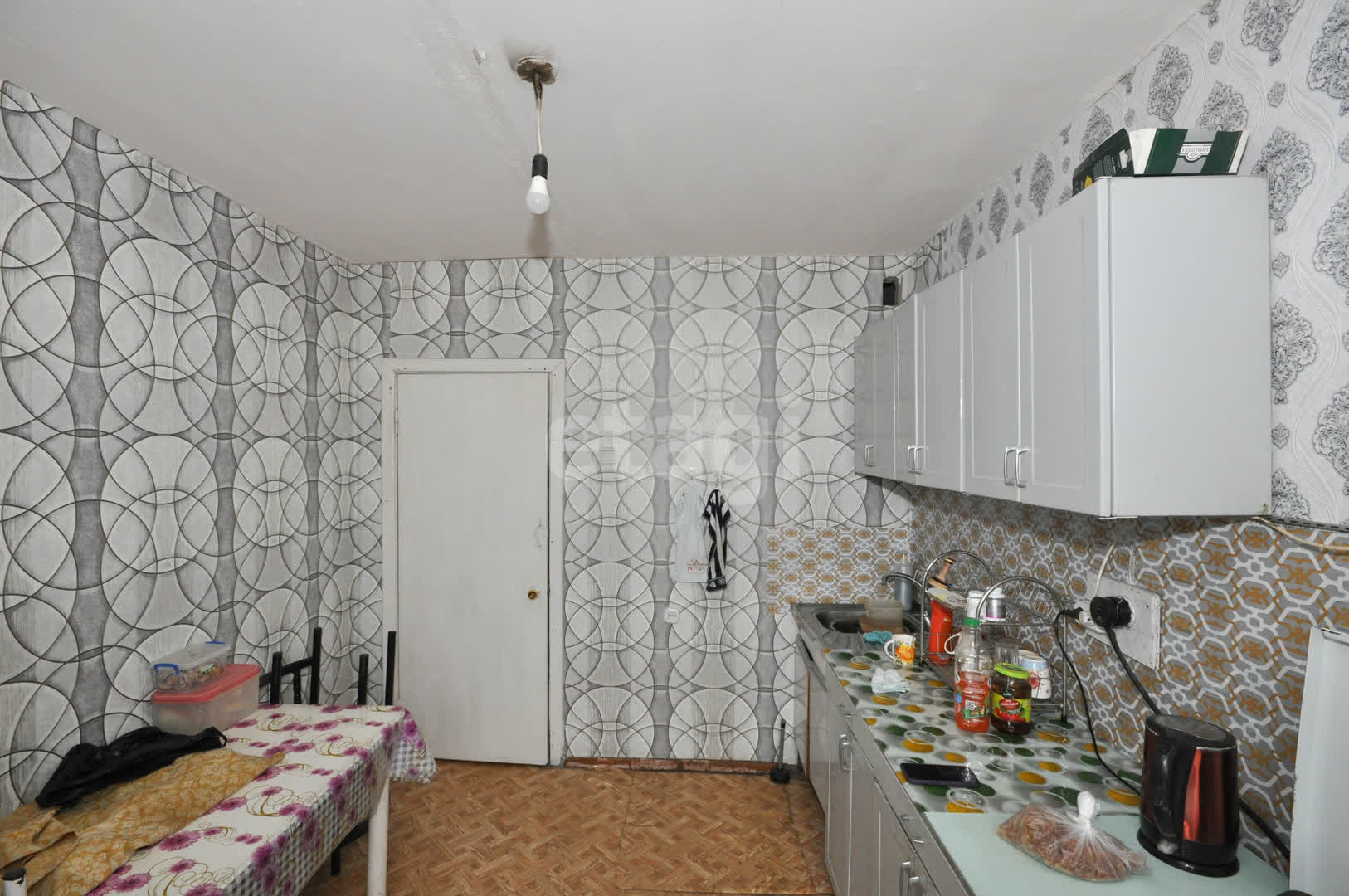 Продажа 3-комнатной квартиры, Южно-Сахалинск, Сахалинская область,  Южно-Сахалинск