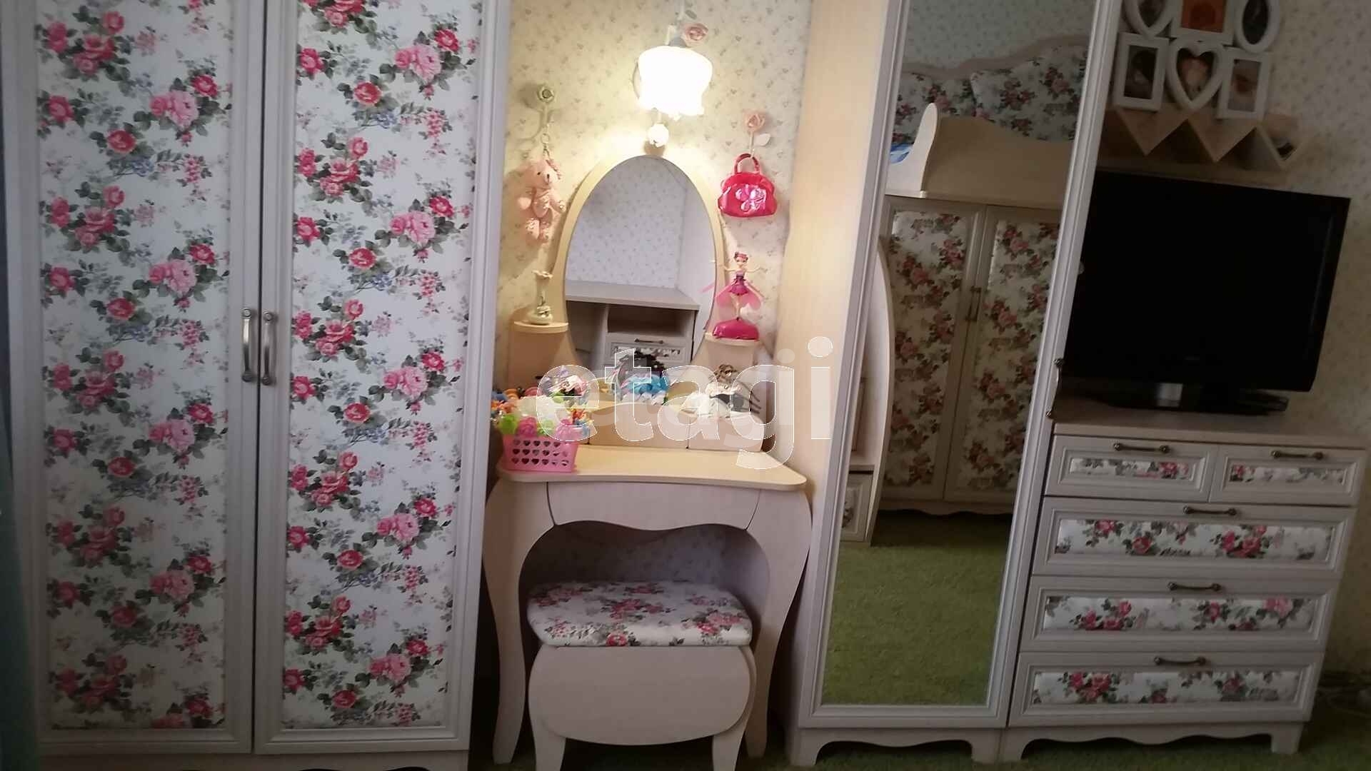 Продажа 3-комнатной квартиры, Южно-Сахалинск, Сахалинская область,  Южно-Сахалинск