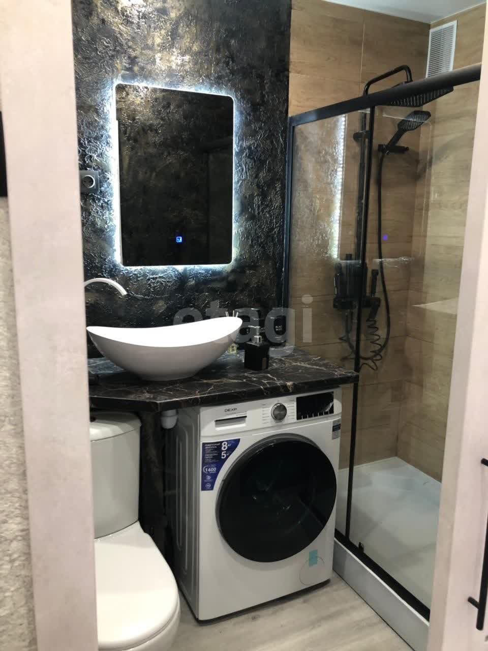 Продажа 2-комнатной квартиры, Южно-Сахалинск, Сахалинская область,  Южно-Сахалинск