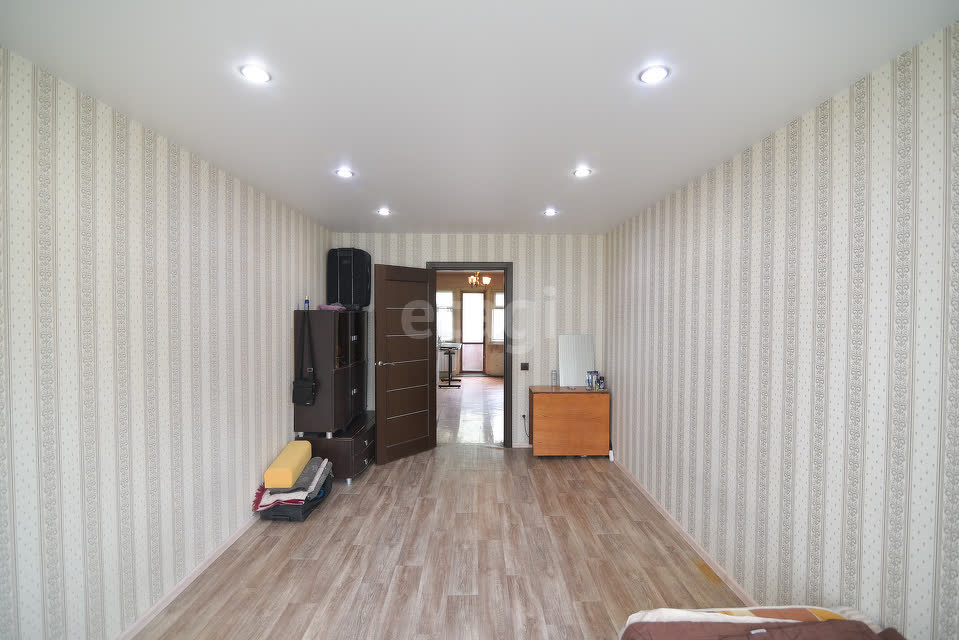 Продажа 3-комнатной квартиры, Южно-Сахалинск, Сахалинская область,  Южно-Сахалинск