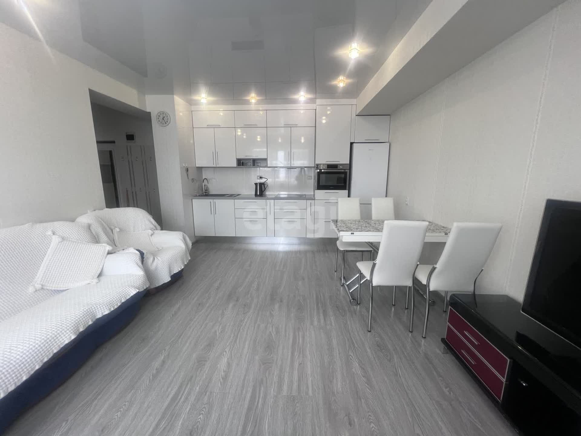 Аренда 2-комнатной квартиры, Южно-Сахалинск, Сахалинская область,  Южно-Сахалинск