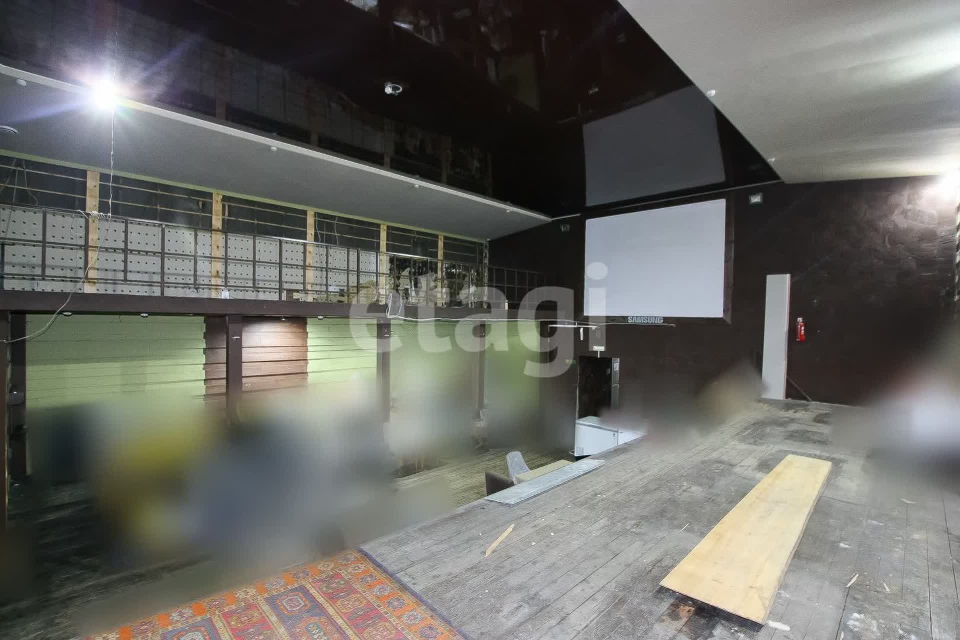 Аренда коммерческой недвижимости, 196м <sup>2</sup>, Улан-Удэ, Бурятия,  Улан-Удэ