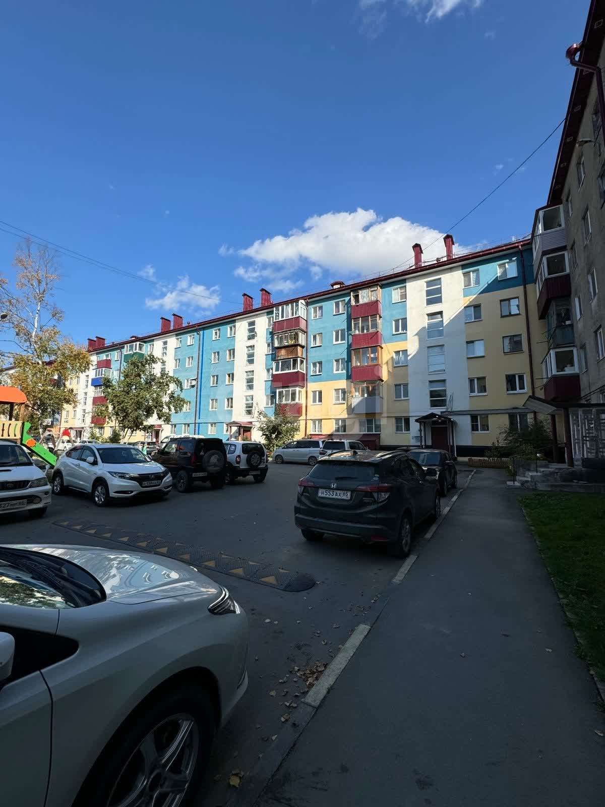 Продажа 2-комнатной квартиры, Южно-Сахалинск, Сахалинская область,  Южно-Сахалинск