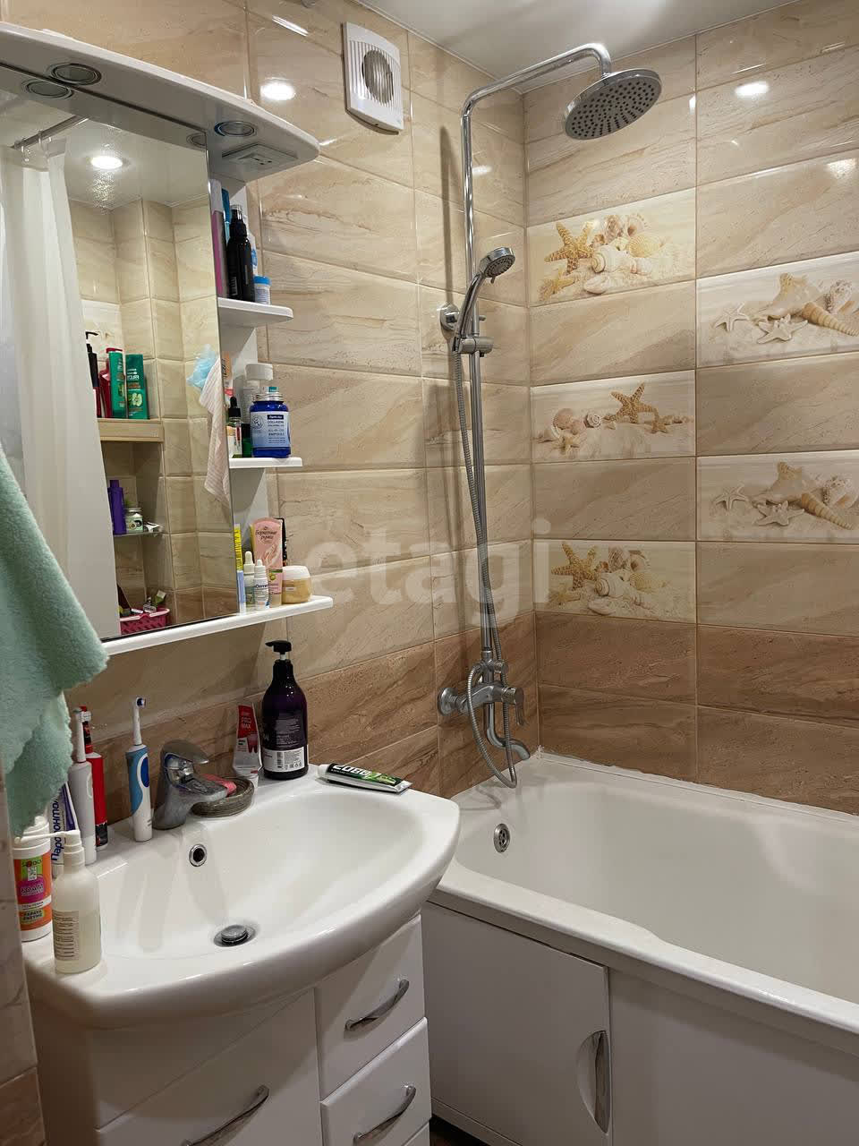 Продажа 4-комнатной квартиры, Южно-Сахалинск, Сахалинская область,  Южно-Сахалинск