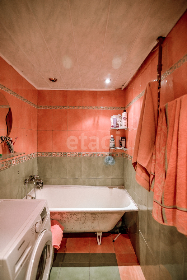 Продажа 2-комнатной квартиры, Южно-Сахалинск, Сахалинская область,  Южно-Сахалинск