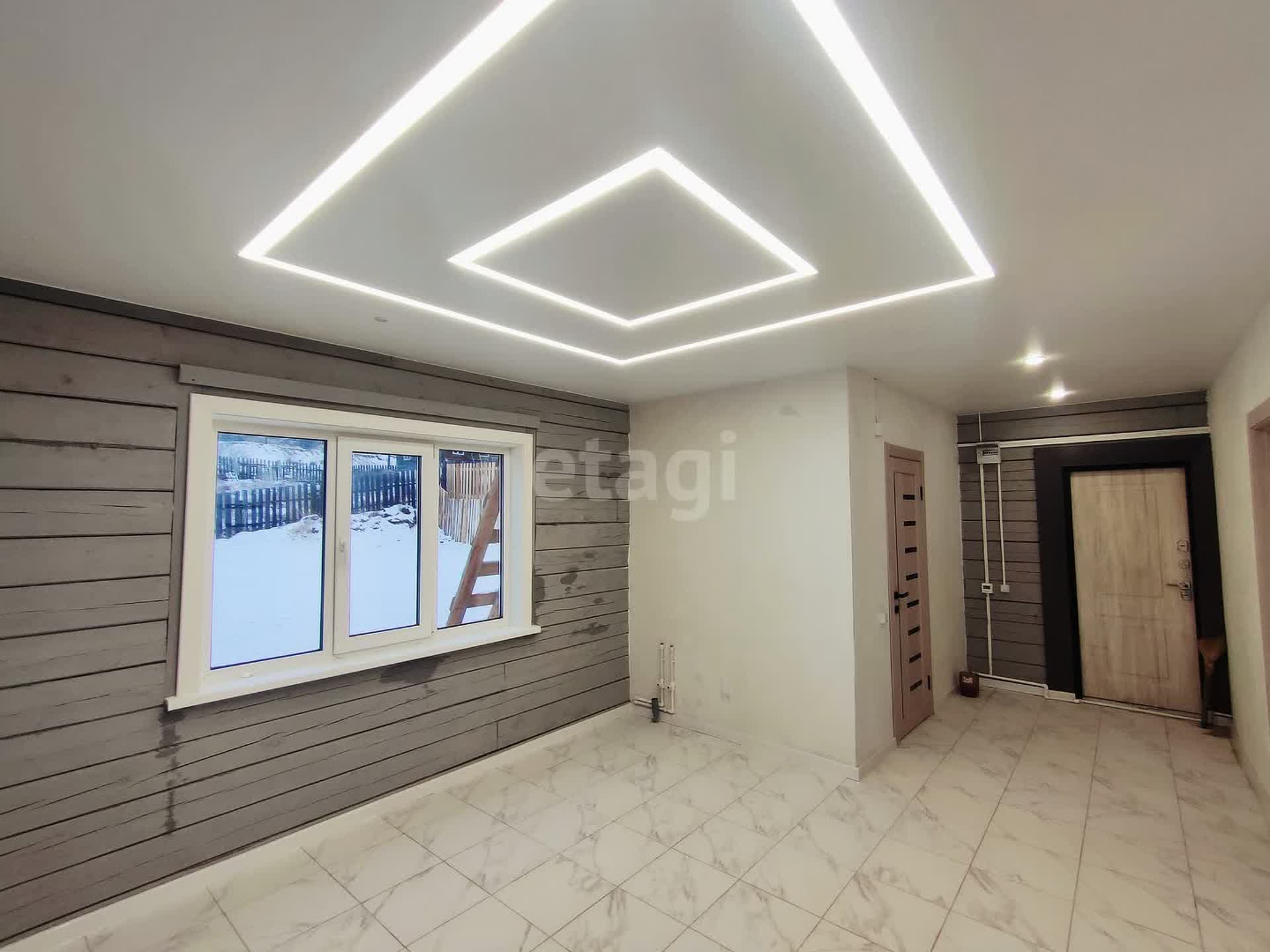 Продажа дома, 195м <sup>2</sup>, 12 сот., Улан-Удэ, Республика Бурятия,  Тарбагатайский