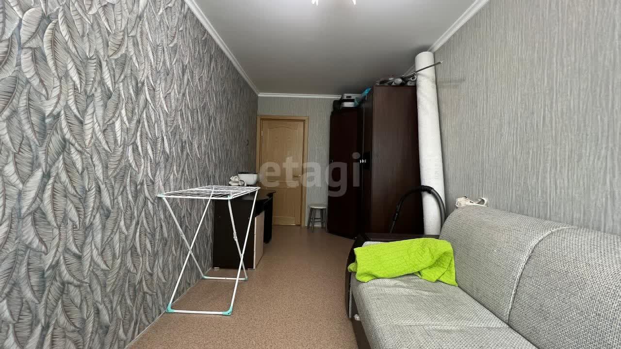 Продажа 2-комнатной квартиры, Южно-Сахалинск, Сахалинская область,  Южно-Сахалинск