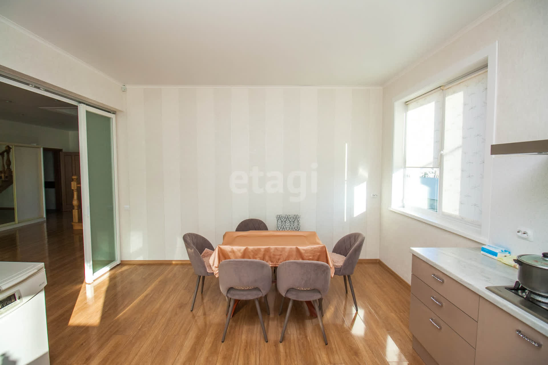 Продажа дома, 266м <sup>2</sup>, 10 сот., Южно-Сахалинск, Сахалинская область,  