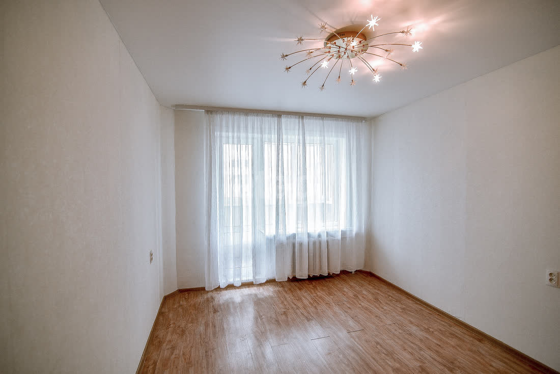 Продажа 2-комнатной квартиры, Южно-Сахалинск, Сахалинская область,  Южно-Сахалинск