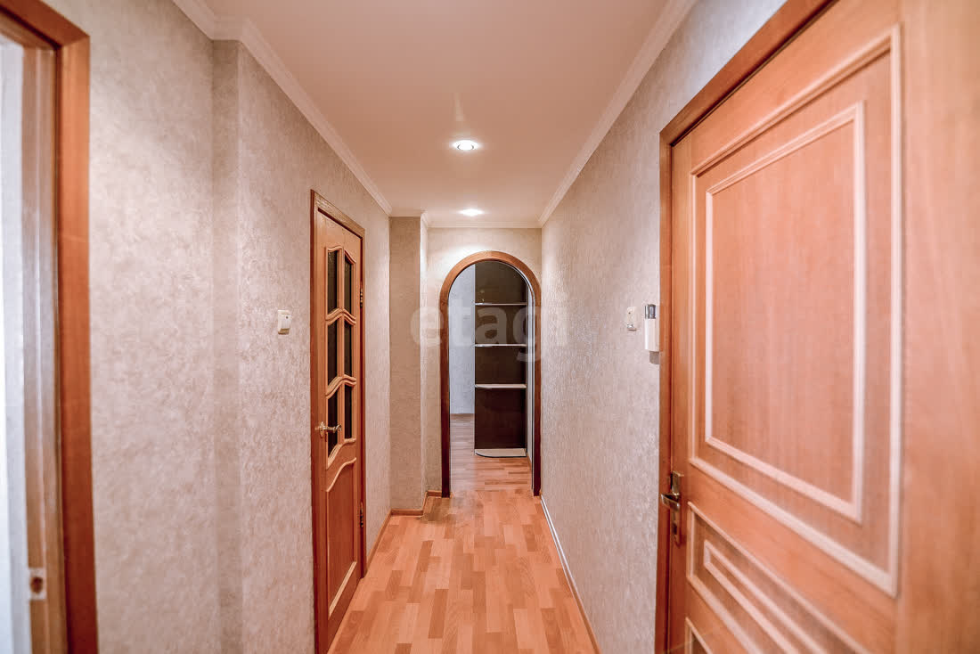 Продажа 4-комнатной квартиры, Южно-Сахалинск, Сахалинская область,  Южно-Сахалинск