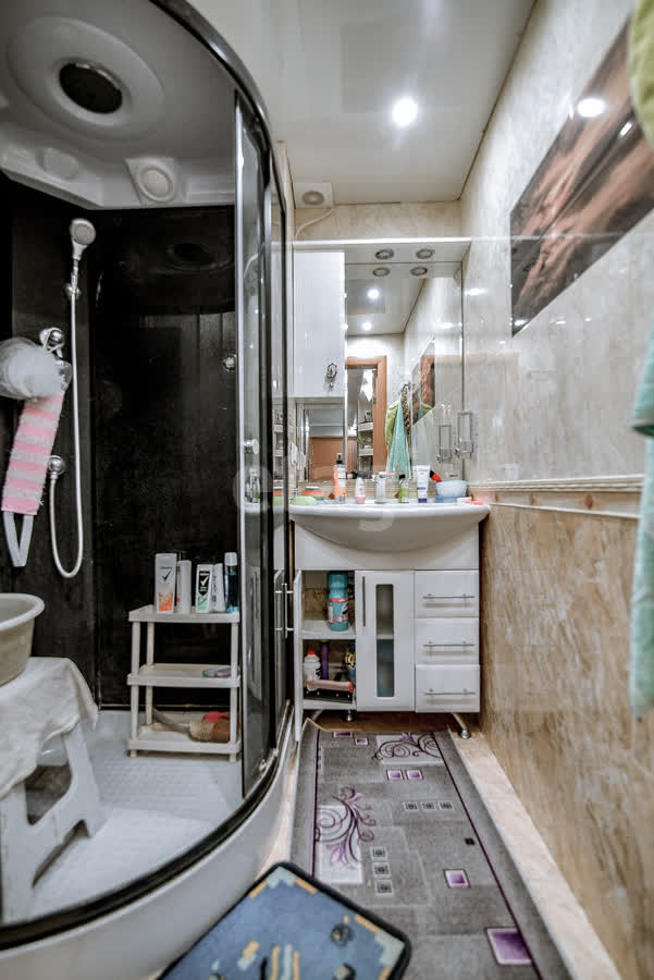 Продажа 2-комнатной квартиры, Южно-Сахалинск, Сахалинская область,  Южно-Сахалинск