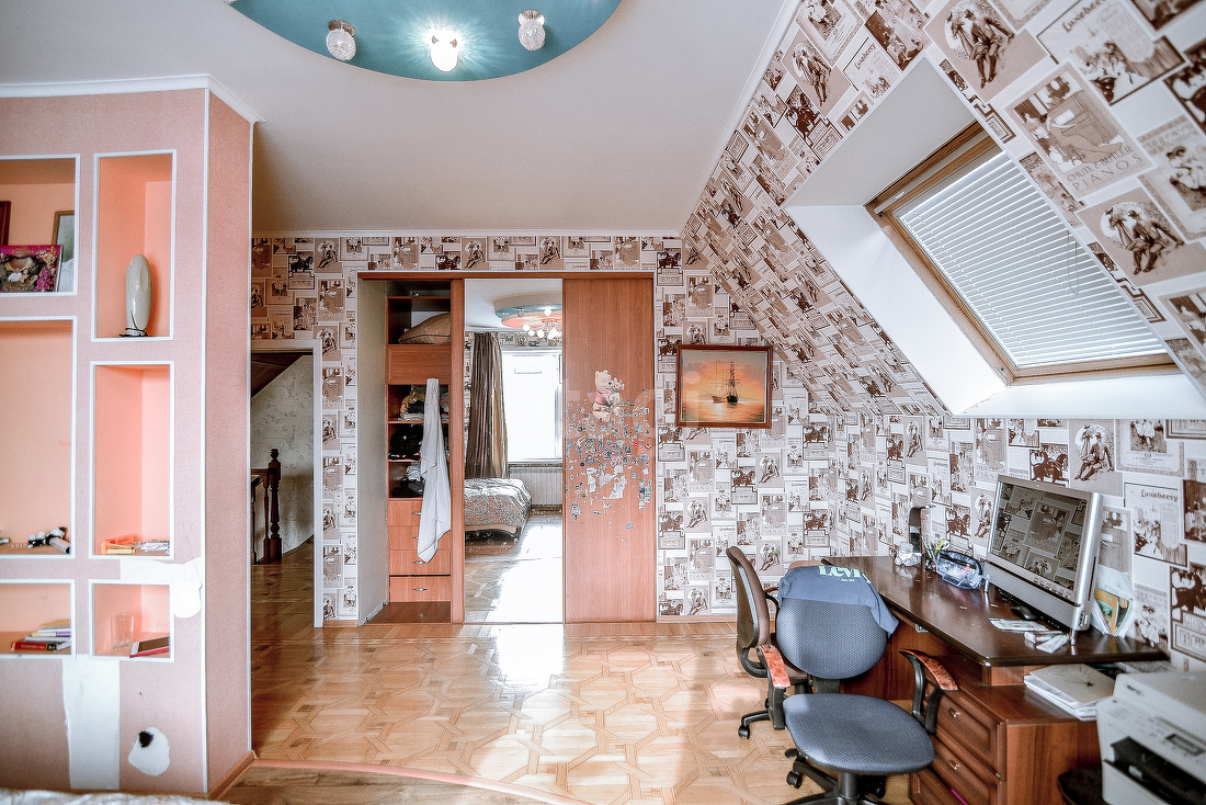 Продажа дома, 300м <sup>2</sup>, 10 сот., Южно-Сахалинск, Сахалинская область,  