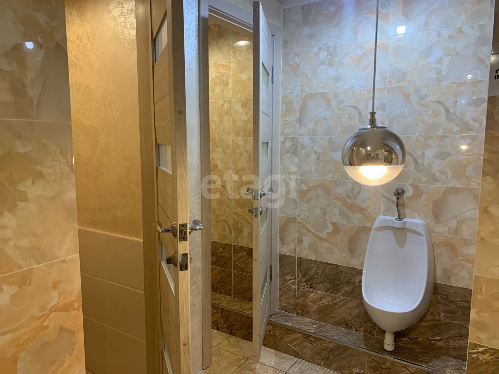 Продажа коммерческой недвижимости, 621м <sup>2</sup>, Южно-Сахалинск, Сахалинская область,  Южно-Сахалинск