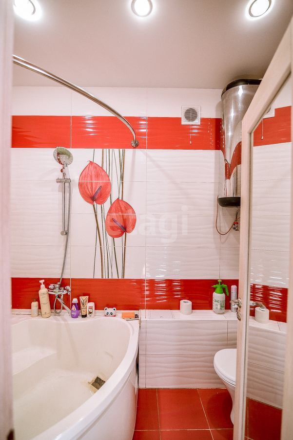 Продажа 2-комнатной квартиры, Южно-Сахалинск, Сахалинская область,  Южно-Сахалинск