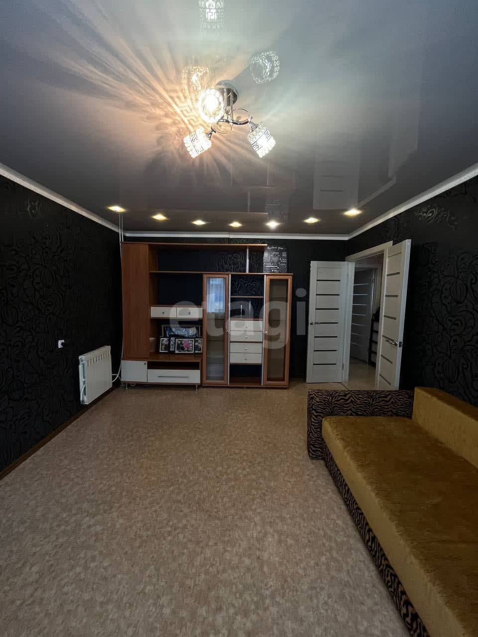 Продажа 3-комнатной квартиры, Южно-Сахалинск, Сахалинская область,  Южно-Сахалинск