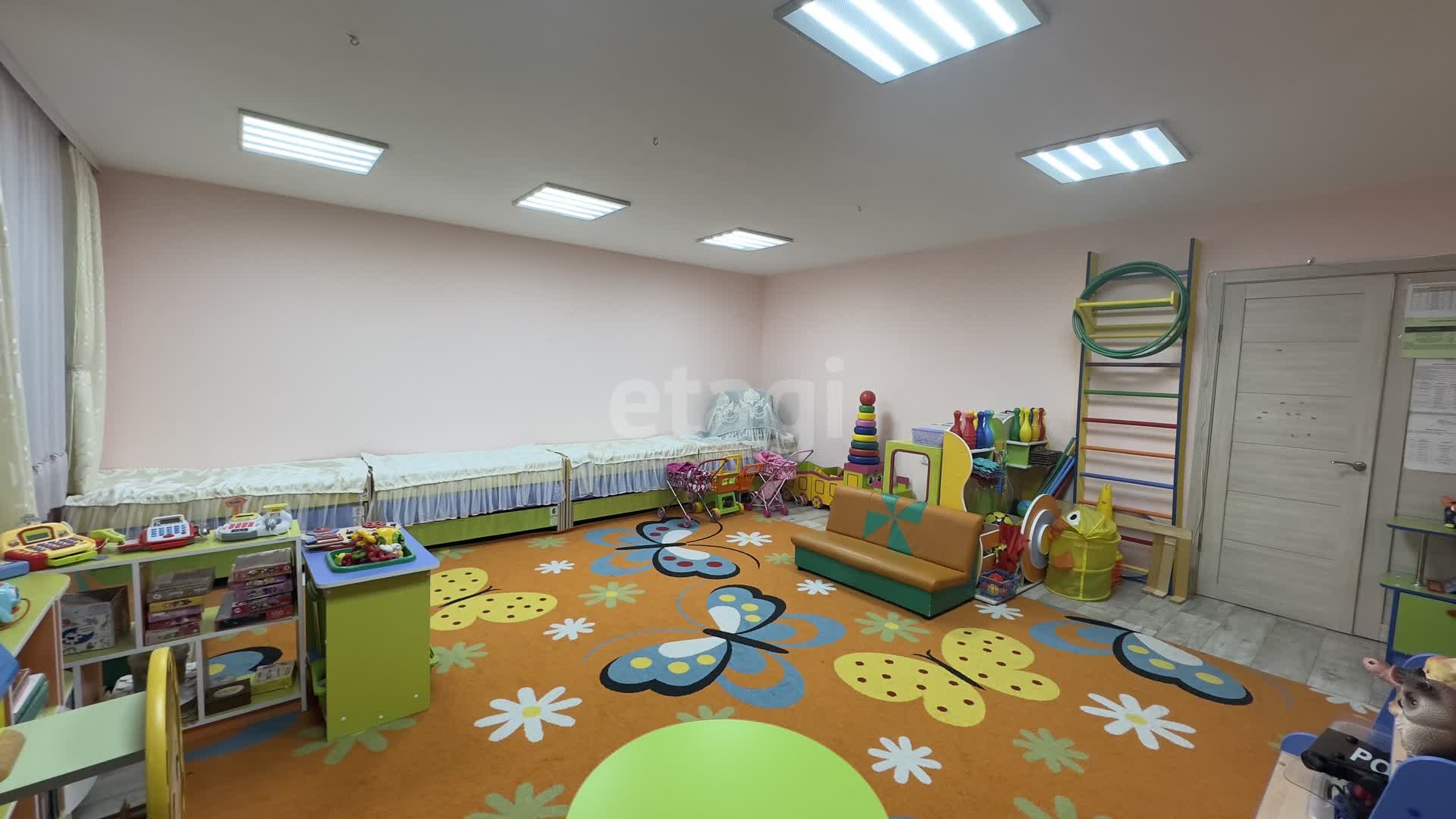 Продажа 4-комнатной квартиры, Улан-Удэ, Республика Бурятия,  Улан-Удэ