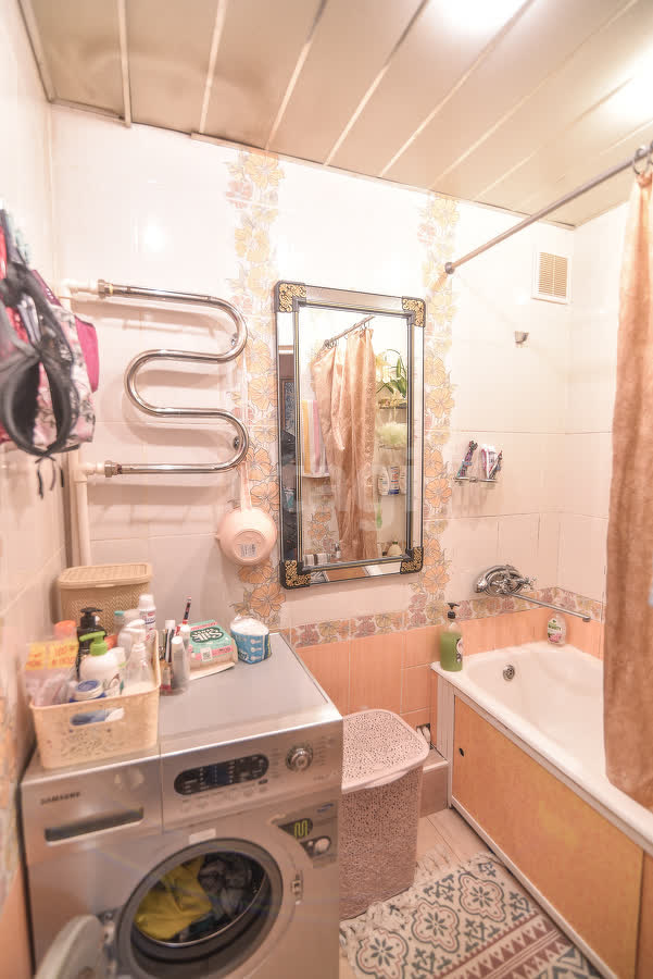 Продажа 2-комнатной квартиры, Южно-Сахалинск, Сахалинская область,  Южно-Сахалинск