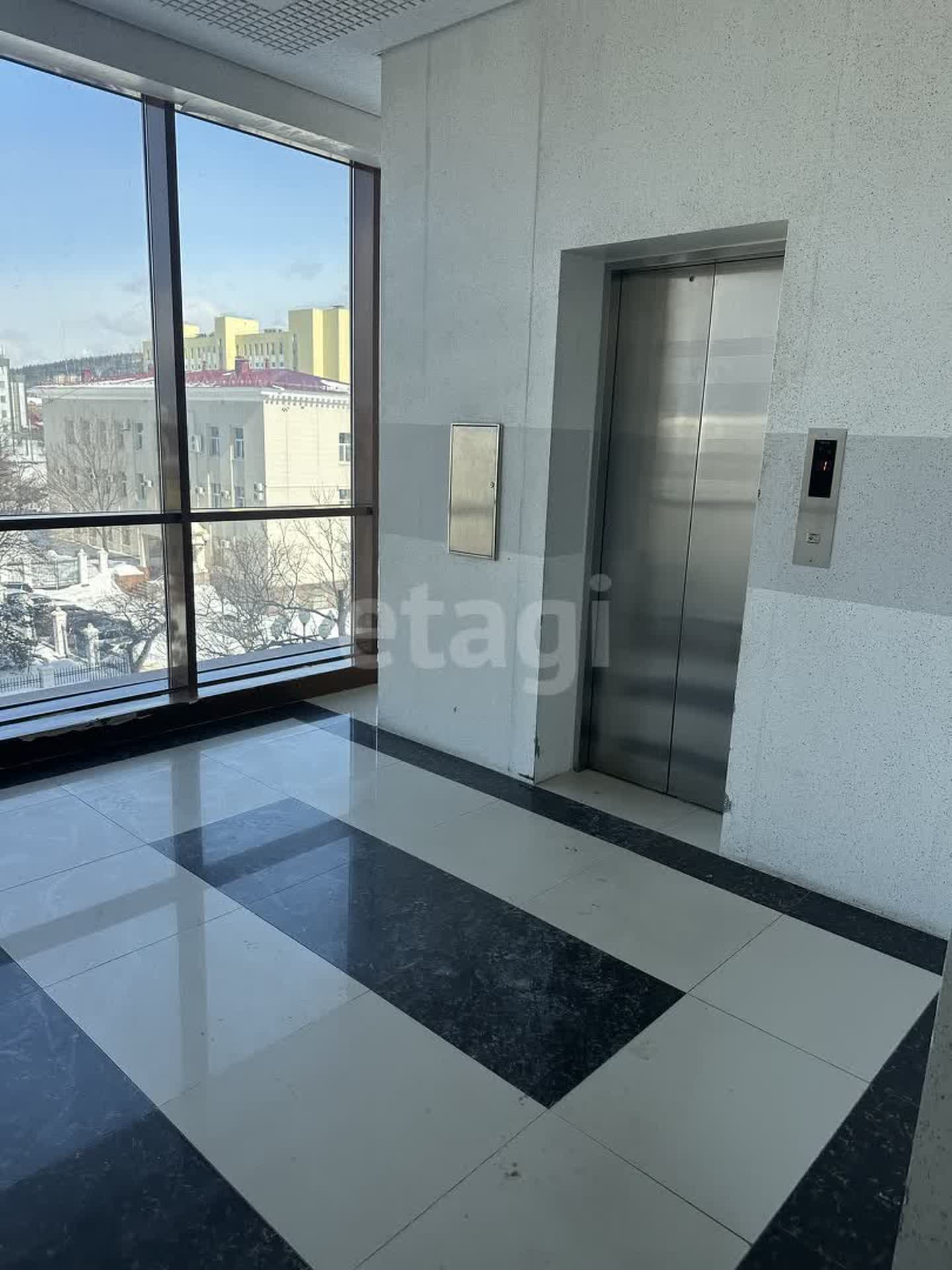 Аренда коммерческой недвижимости, 84м <sup>2</sup>, Южно-Сахалинск, Сахалинская область,  Южно-Сахалинск