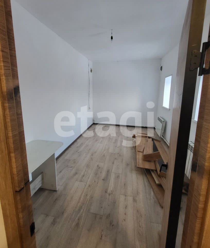 Продажа коммерческой недвижимости, 230м <sup>2</sup>, Улан-Удэ, Бурятия,  Улан-Удэ