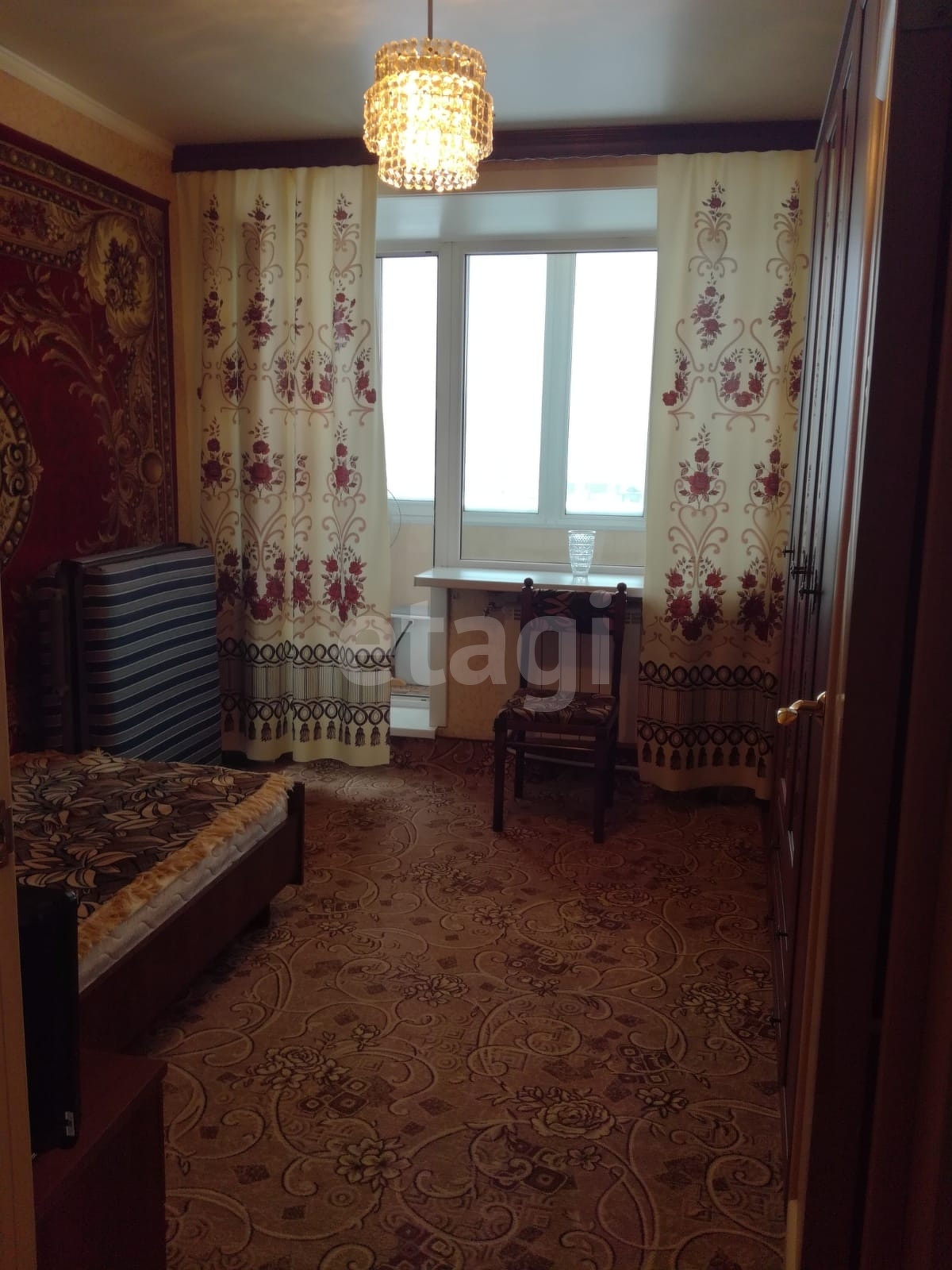 Продажа 4-комнатной квартиры, Южно-Сахалинск, Сахалинская область,  Южно-Сахалинск