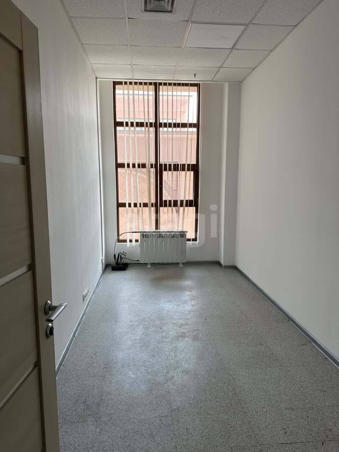 Аренда коммерческой недвижимости, 84м <sup>2</sup>, Южно-Сахалинск, Сахалинская область,  Южно-Сахалинск