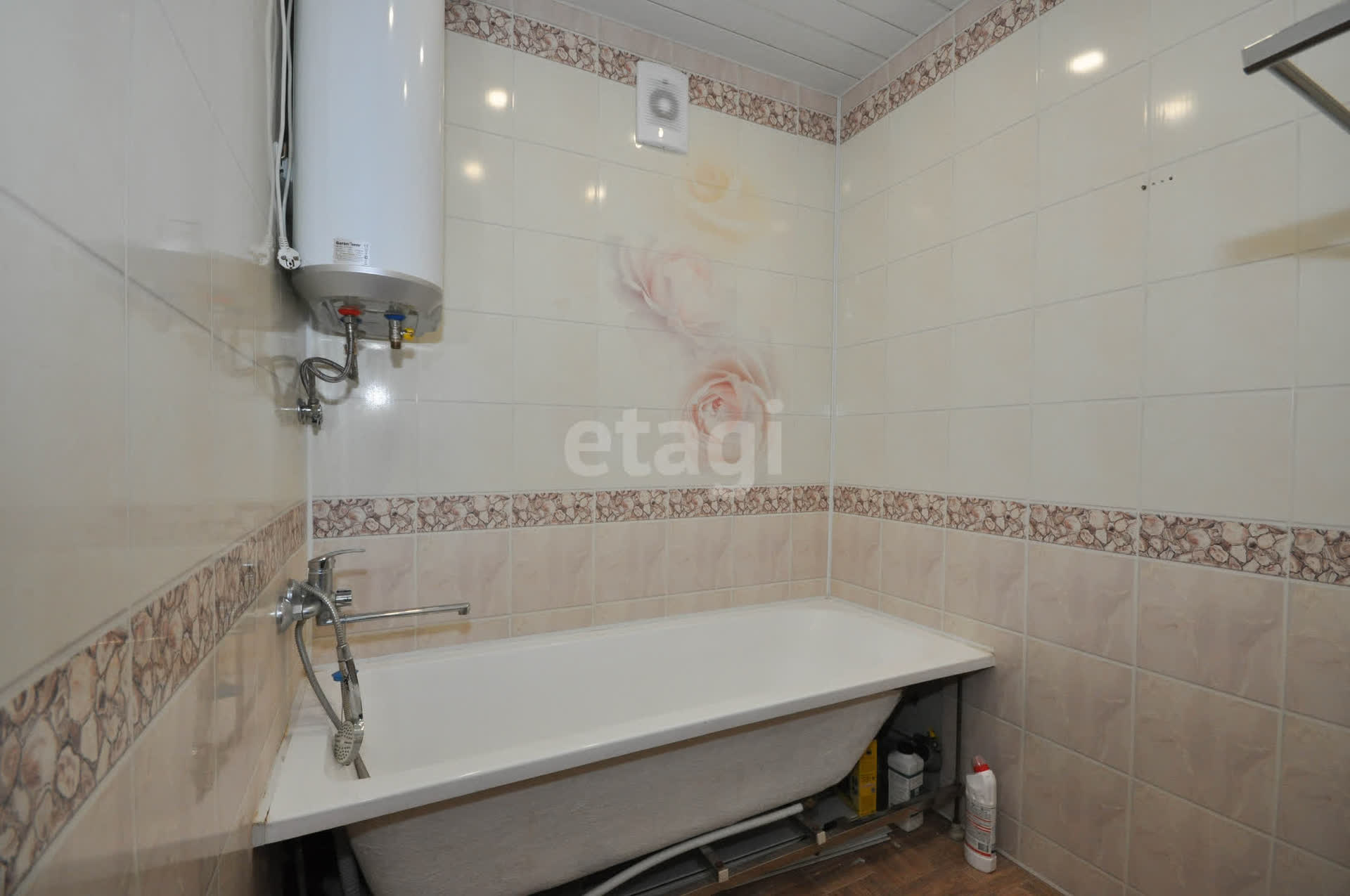 Продажа 2-комнатной квартиры, Южно-Сахалинск, Сахалинская область,  Южно-Сахалинск