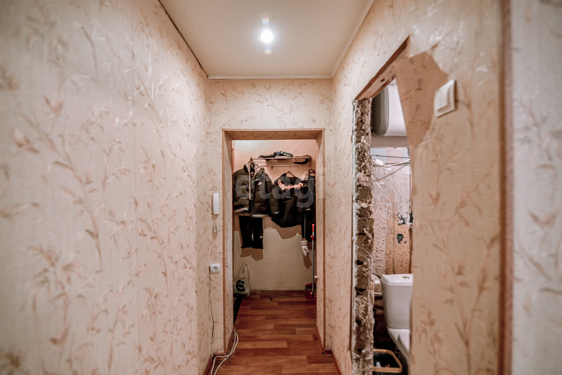 Продажа 4-комнатной квартиры, Южно-Сахалинск, Сахалинская область,  Южно-Сахалинск