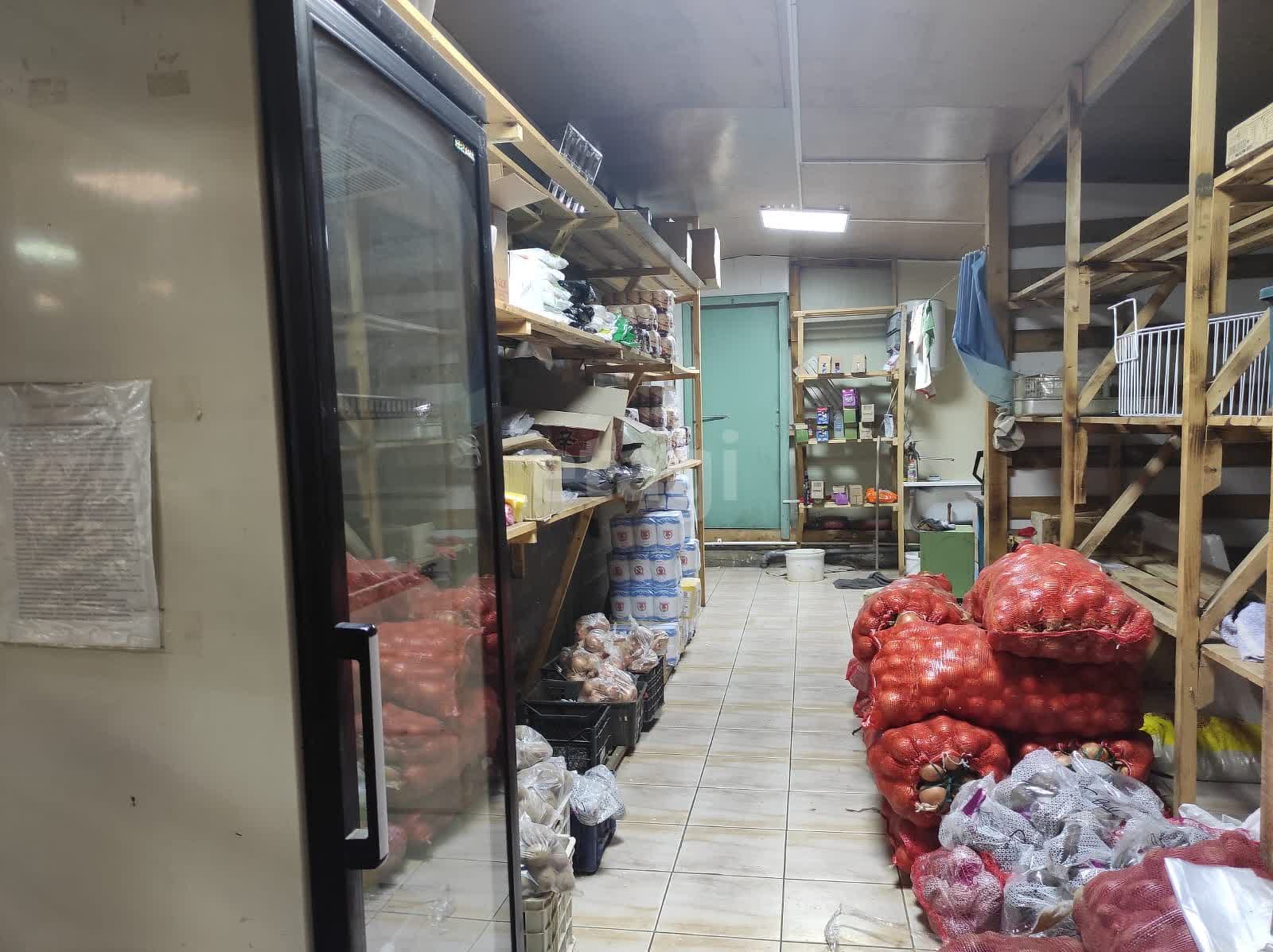 Продажа коммерческой недвижимости, 300м <sup>2</sup>, Южно-Сахалинск, Сахалинская область,  Южно-Сахалинск