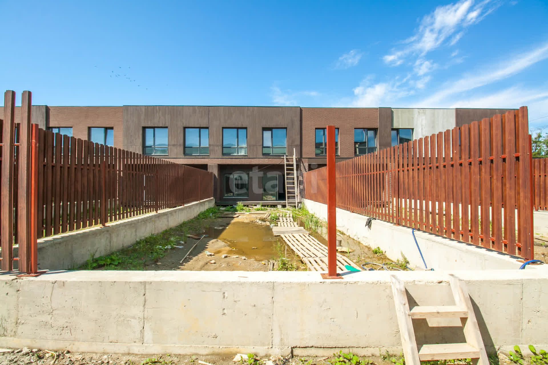 Продажа 4-комнатной квартиры, Южно-Сахалинск, Сахалинская область,  Южно-Сахалинск