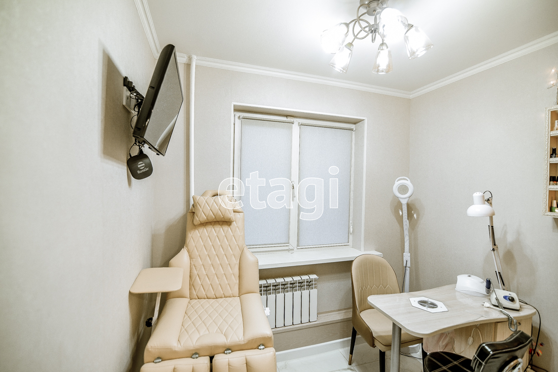 Продажа коммерческой недвижимости, 47м <sup>2</sup>, Южно-Сахалинск, Сахалинская область,  Южно-Сахалинск