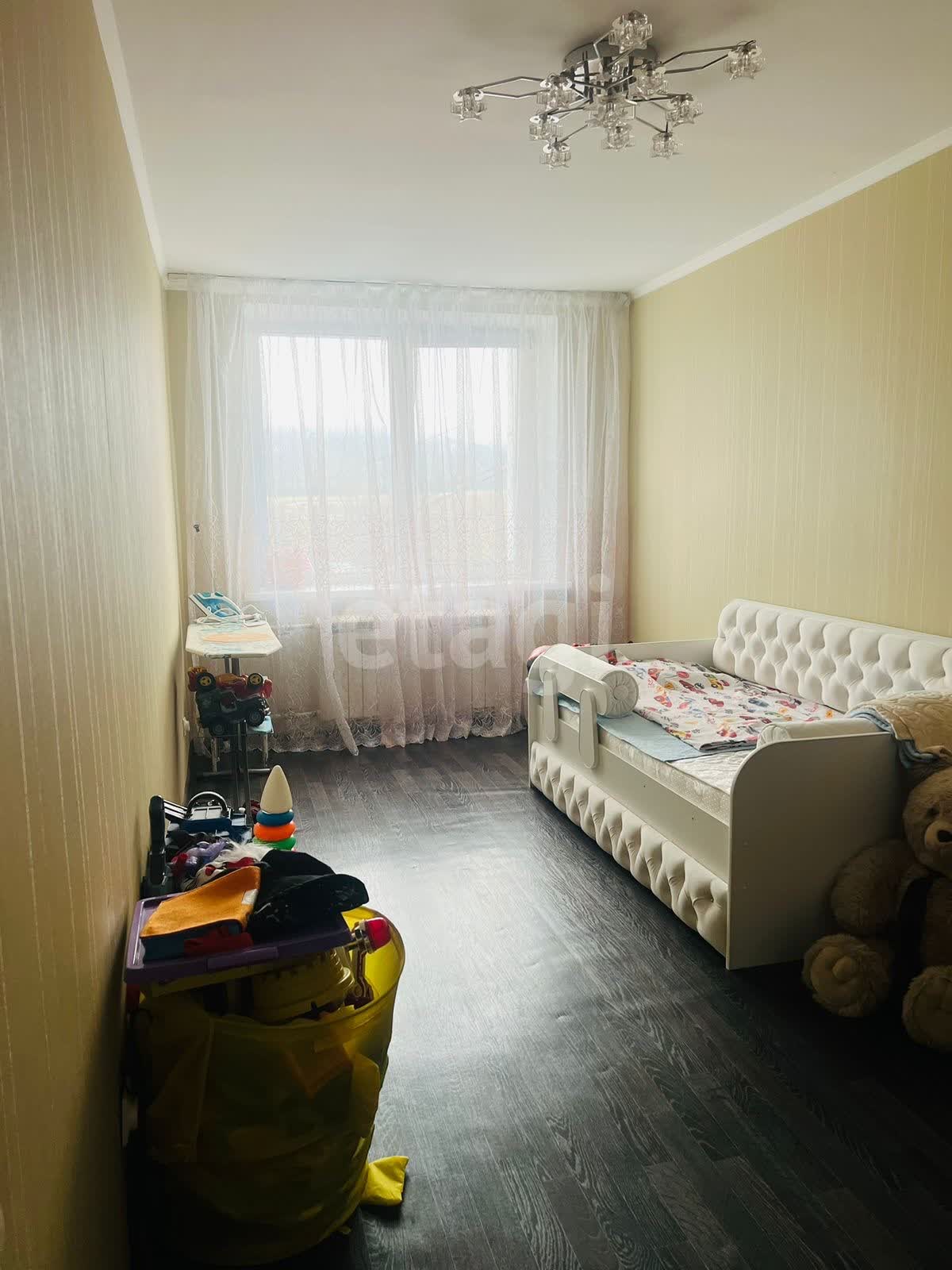 Продажа 3-комнатной квартиры, Южно-Сахалинск, Сахалинская область,  Южно-Сахалинск