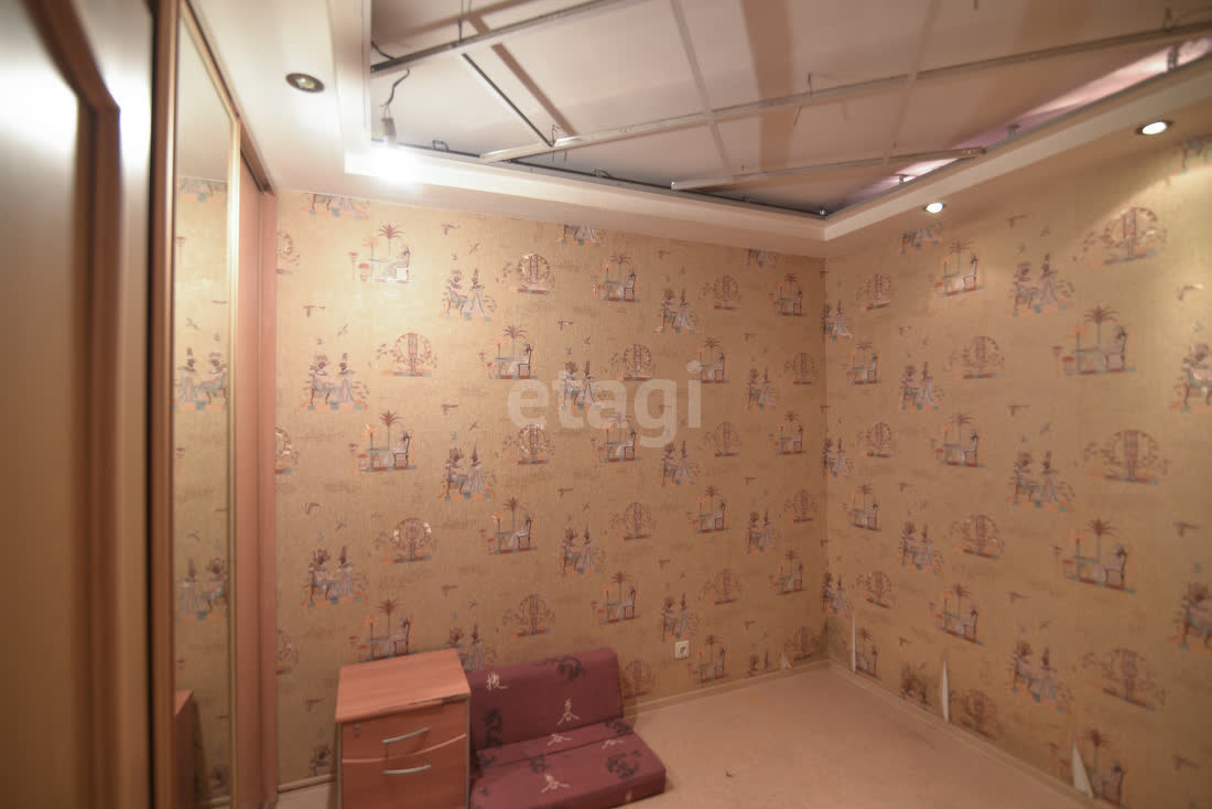 Продажа 2-комнатной квартиры, Южно-Сахалинск, Сахалинская область,  Южно-Сахалинск