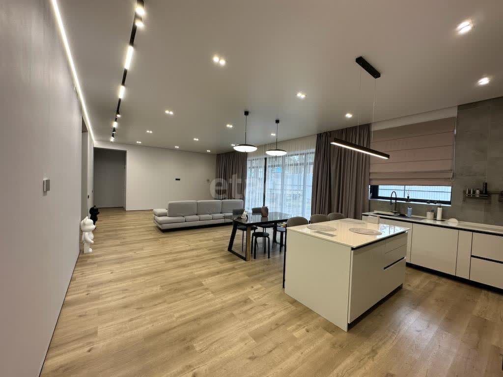 Продажа дома, 187м <sup>2</sup>, 7 сот., Улан-Удэ, Республика Бурятия,  Октябрьский