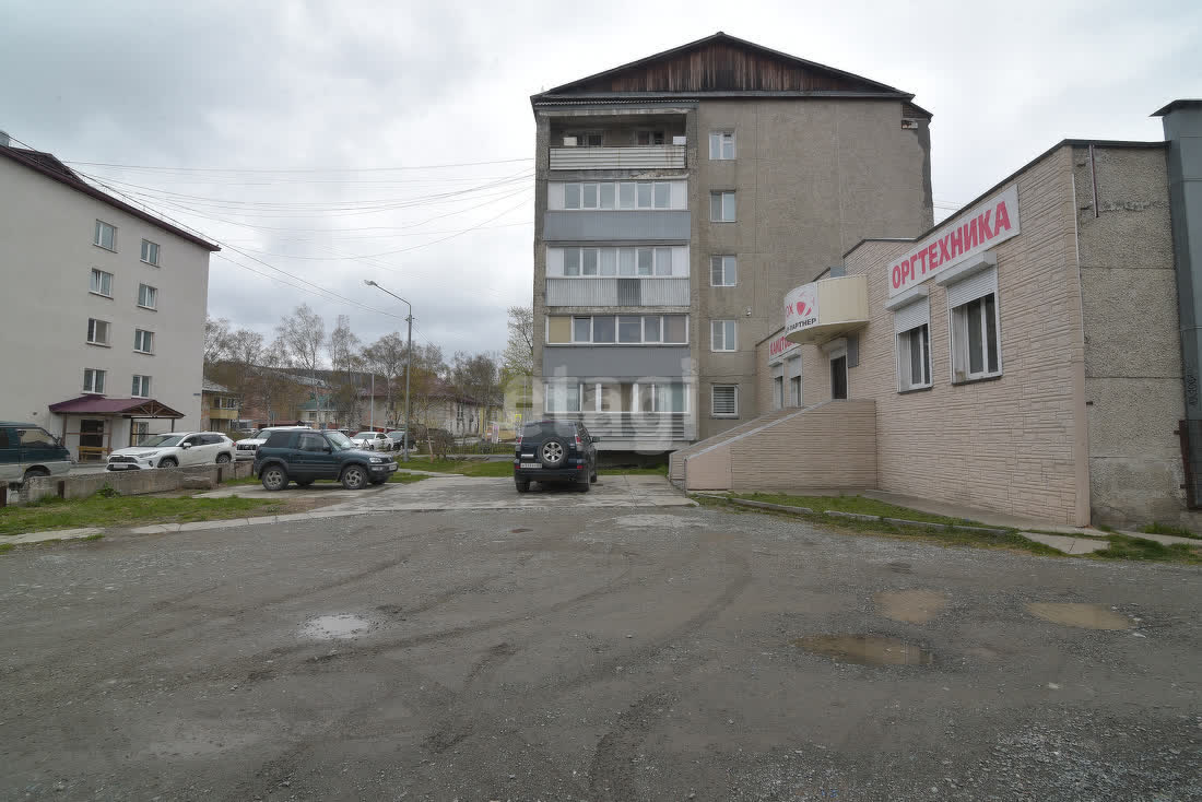 Продажа коммерческой недвижимости, 250м <sup>2</sup>, Южно-Сахалинск, Сахалинская область,  Южно-Сахалинск