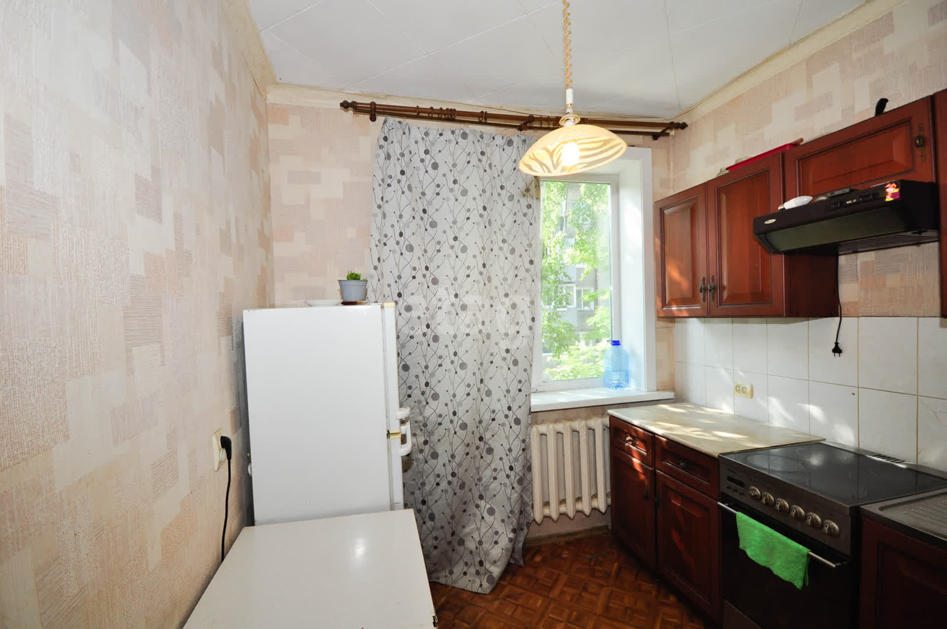 Продажа 2-комнатной квартиры, Южно-Сахалинск, Сахалинская область,  Южно-Сахалинск