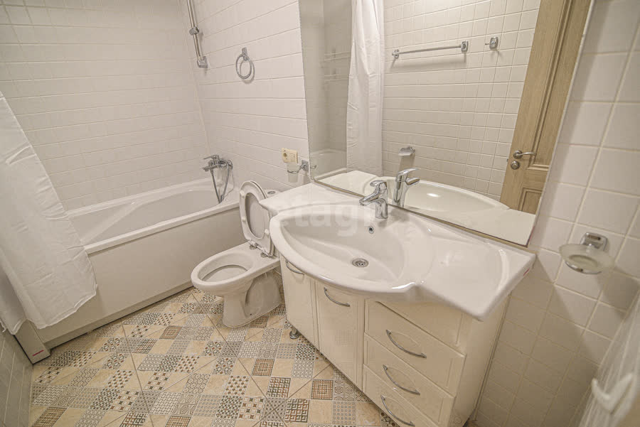 Аренда 4-комнатной квартиры, Южно-Сахалинск, Сахалинская область,  Южно-Сахалинск