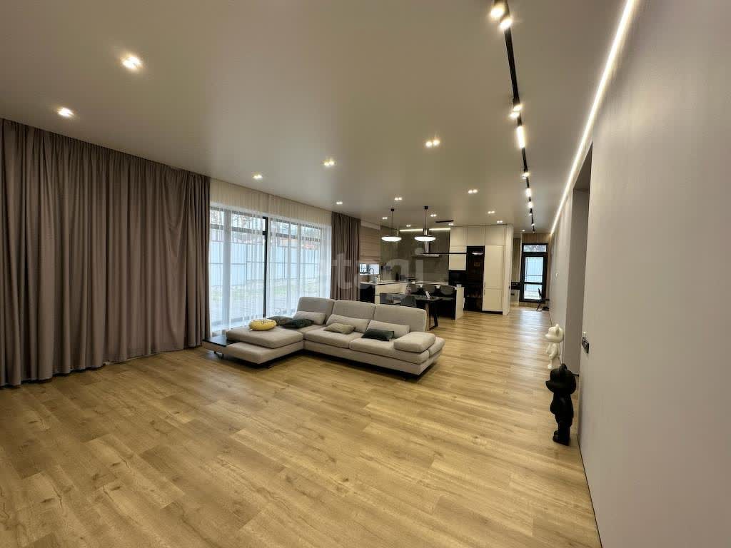 Продажа дома, 187м <sup>2</sup>, 7 сот., Улан-Удэ, Республика Бурятия,  Октябрьский