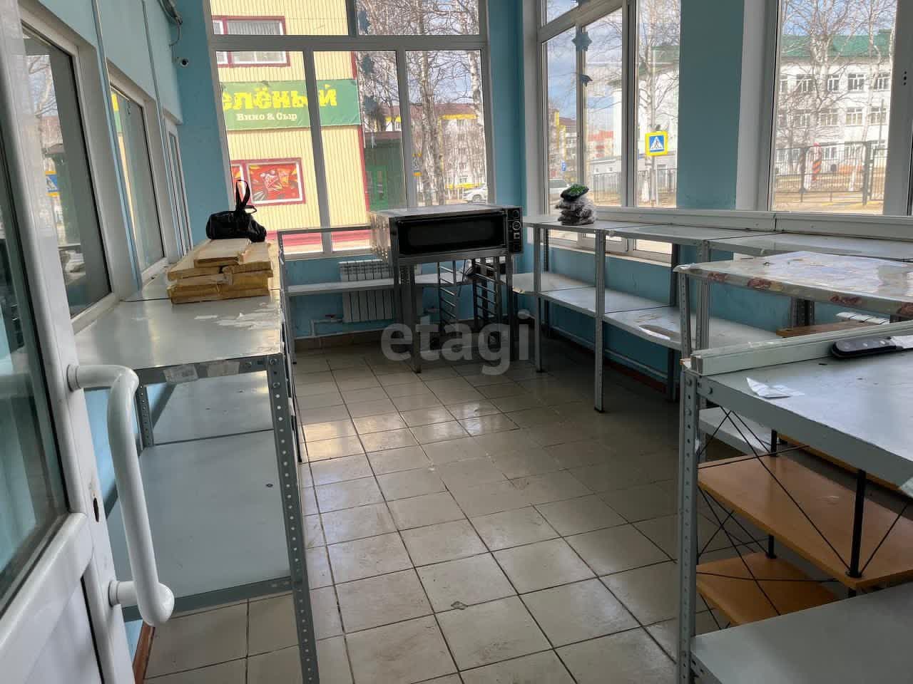 Продажа коммерческой недвижимости, 329м <sup>2</sup>, Южно-Сахалинск, Сахалинская область,  Южно-Сахалинск