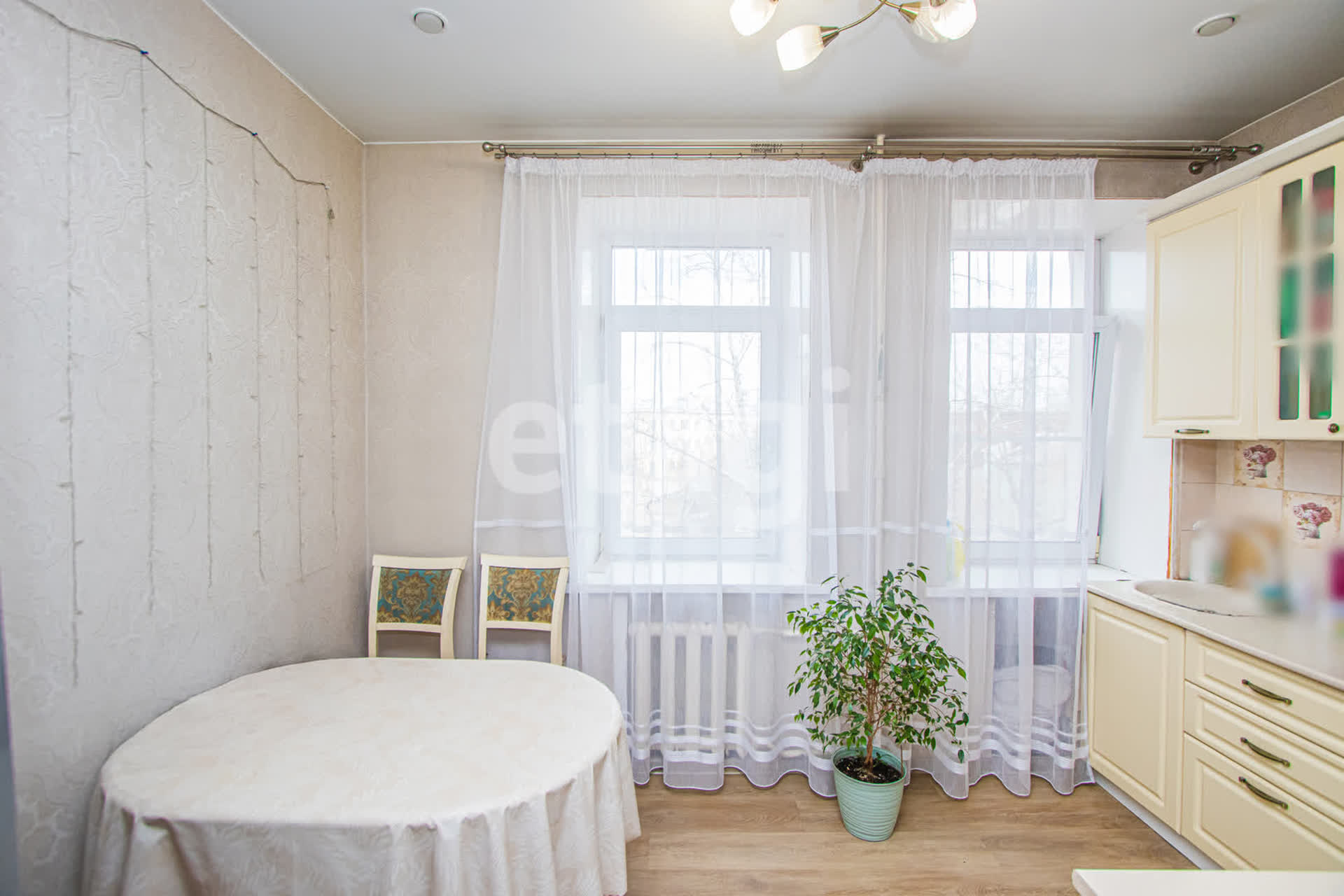 Продажа 3-комнатной квартиры, Улан-Удэ, Республика Бурятия,  Улан-Удэ