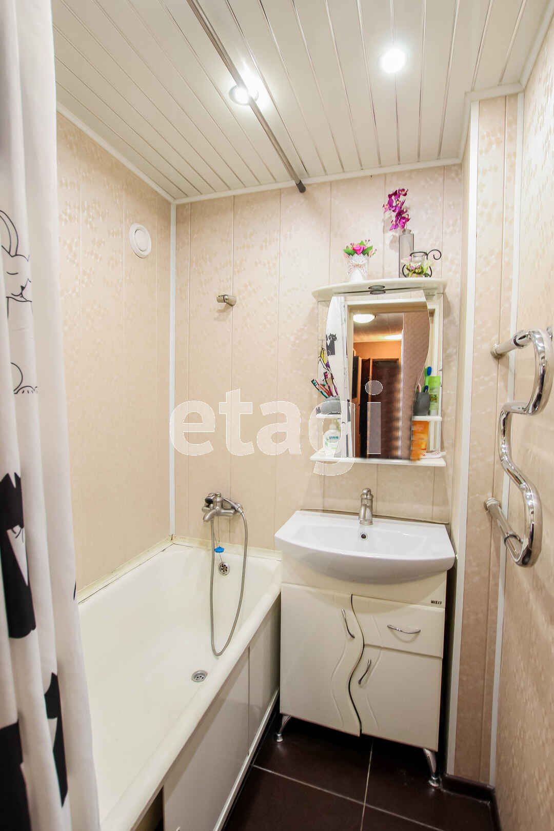 Продажа 4-комнатной квартиры, Улан-Удэ, Республика Бурятия,  Улан-Удэ