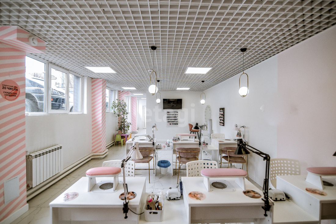 Продажа коммерческой недвижимости, 118м <sup>2</sup>, Южно-Сахалинск, Сахалинская область,  Южно-Сахалинск